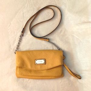 Nine West Women's Wristlet